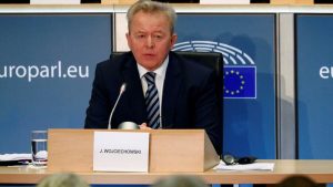 Read more about the article Wojciechowski lehnt Krisenhilfen für Schweinehalter weiter ab